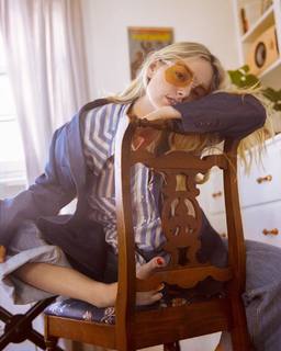 Ashe feet photo thumbnail