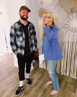 Ashe feet photo thumbnail