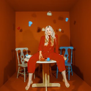 Ashe feet photo thumbnail