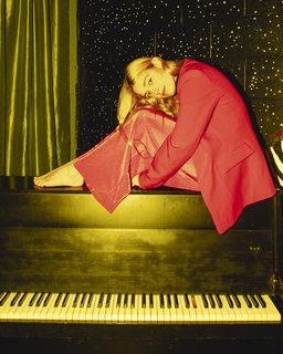 Ashe feet photo thumbnail