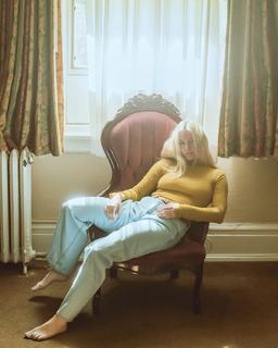 Ashe feet photo thumbnail