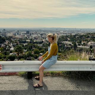 Ashe feet photo thumbnail