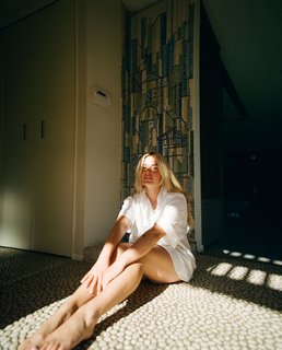 Ashe feet photo thumbnail