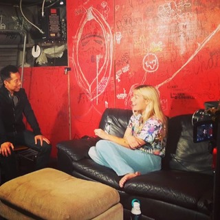 Ashe feet photo thumbnail