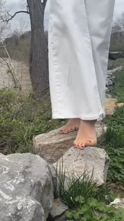 Ashe feet photo thumbnail