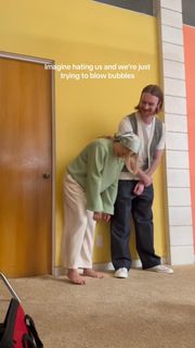 Ashe feet photo thumbnail