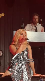 Ashe feet photo thumbnail