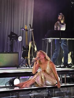 Ashe feet photo thumbnail