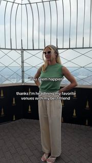 Ashe feet photo thumbnail