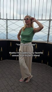 Ashe feet photo thumbnail