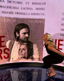 Ashe feet photo thumbnail