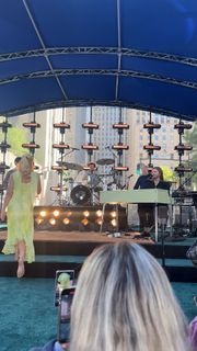 Ashe feet photo thumbnail