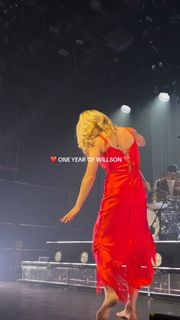 Ashe feet photo thumbnail