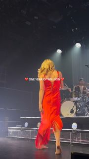 Ashe feet photo thumbnail