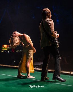 Ashe feet photo thumbnail