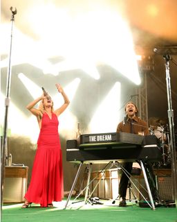 Ashe feet photo thumbnail