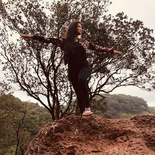 Ashi Singh feet photo 14