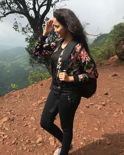 Ashi Singh feet photo 12