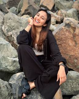 Ashi Singh feet photo 16