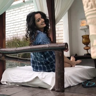 Ashika Ranganath feet photo 16