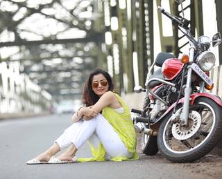 Ashika Ranganath feet photo 9