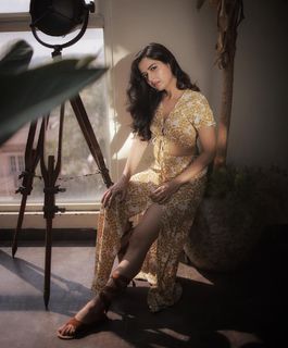 Ashika Ranganath feet photo 12