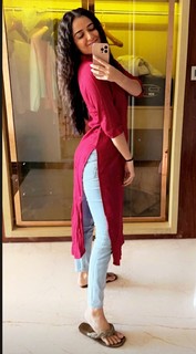 Ashika Ranganath feet photo 18
