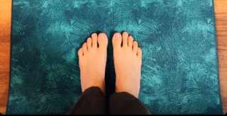 Ashika Ranganath feet photo 8