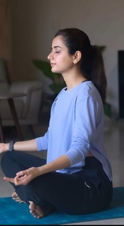 Ashika Ranganath feet photo 13