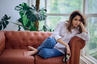 Ashika Ranganath feet photo 16