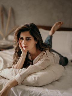 Ashika Ranganath feet photo 1