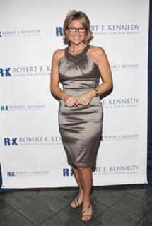 Ashleigh Banfield feet photo thumbnail