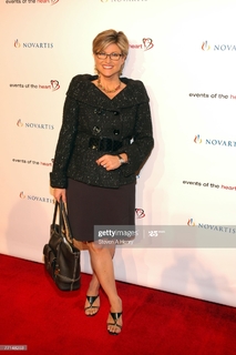 Ashleigh Banfield feet photo thumbnail