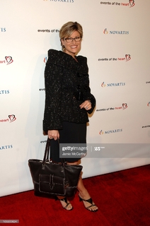 Ashleigh Banfield feet photo thumbnail