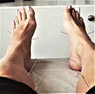 Ashleigh Banfield feet photo thumbnail