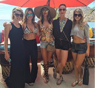 Ashleigh Brewer feet photo 19