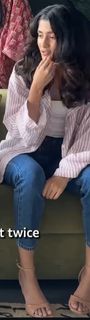 Ashlesha Thakur feet photo 7