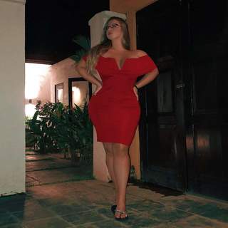 Ashley Alexiss feet photo 3