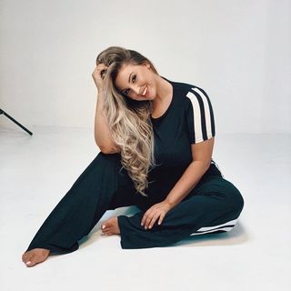 Ashley Alexiss feet photo 4