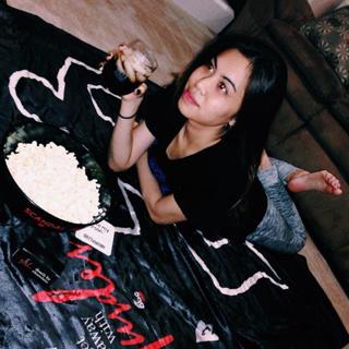 Ashley Argota Torres feet photo thumbnail