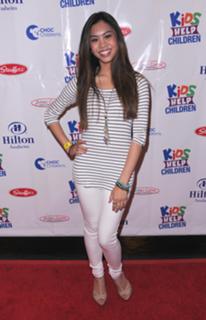 Ashley Argota Torres feet photo thumbnail