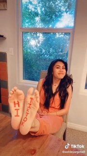 Ashley Argota Torres feet photo thumbnail