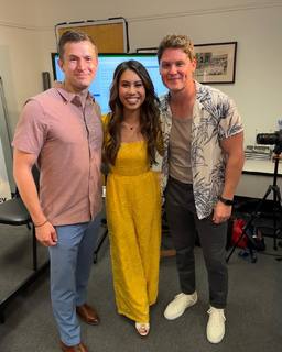 Ashley Argota Torres feet photo thumbnail