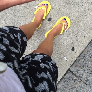 Ashley Benson feet photo thumbnail