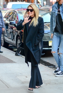 Ashley Benson feet photo thumbnail