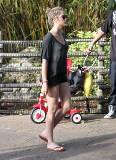 Ashley Benson feet photo thumbnail