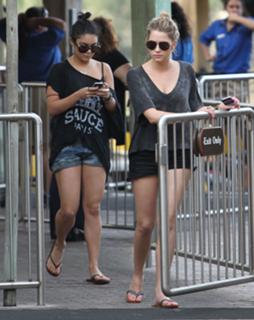 Ashley Benson feet photo thumbnail
