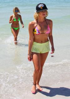 Ashley Benson feet photo thumbnail
