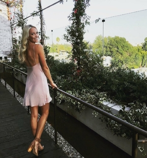 Ashley Brewer feet photo 3