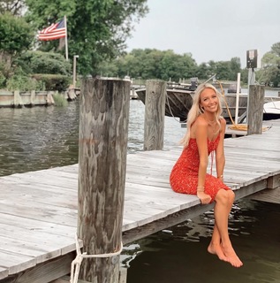 Ashley Brewer feet photo 11